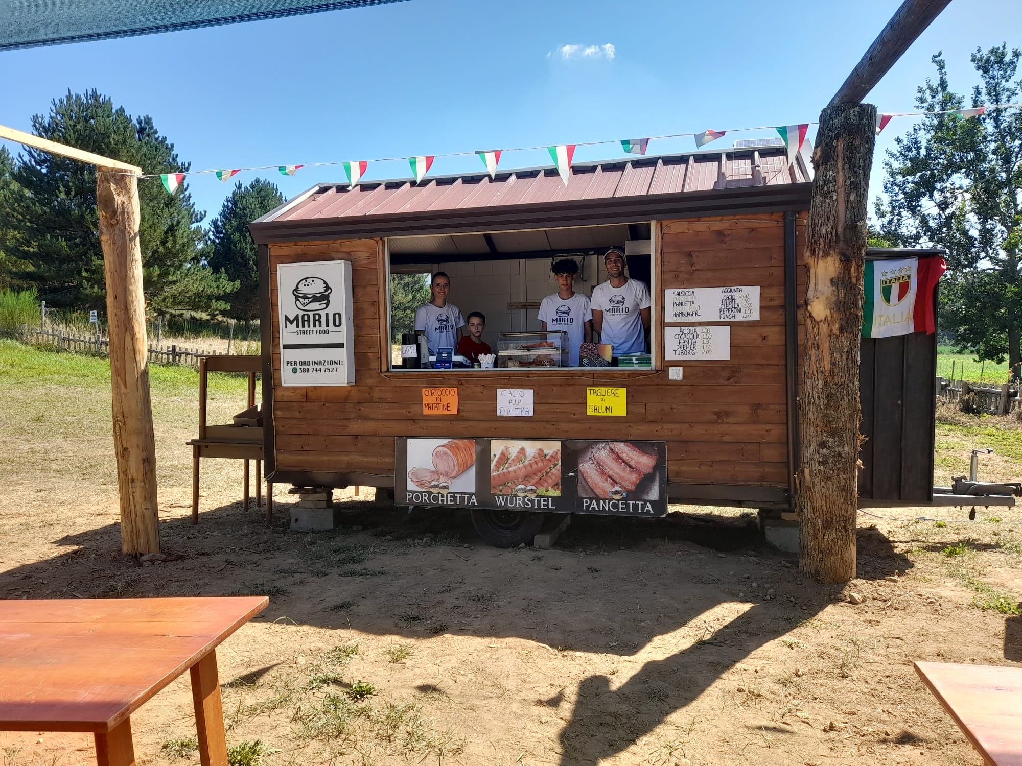 Vieni a gustare i nostri panini silani Vieni a gustare i nostri panini silani
